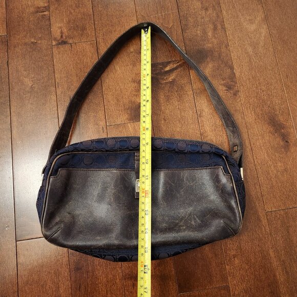 Salvatore Ferragamo Gancini shoulder bag - Picture 11 of 14